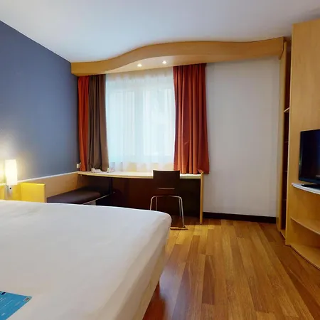Otel Ibis Centrum 3*