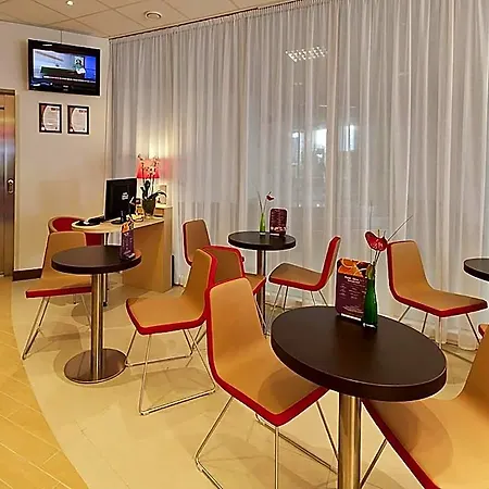 Hotel Ibis Centrum 3*
