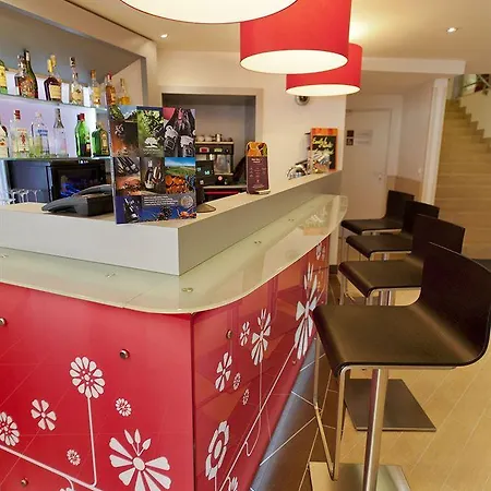 Ibis Centrum 3*
