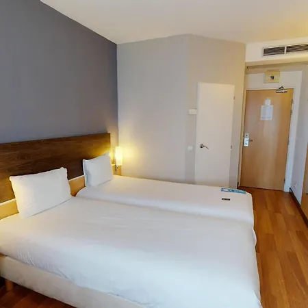 Ibis Centrum 3* Pozsony
