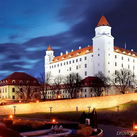 Ibis Centrum Szálloda 3*