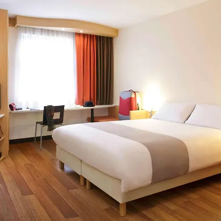 Hotel Ibis Centrum 3*